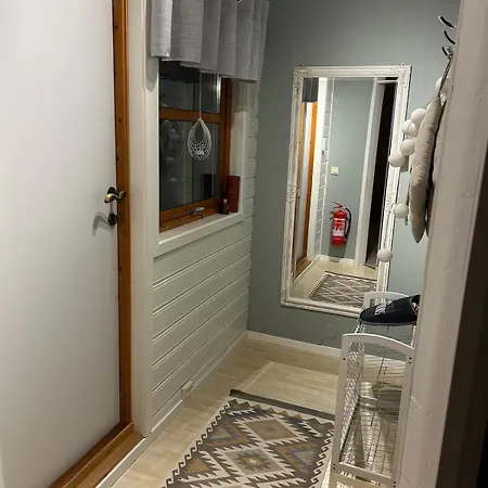 Apartamento Naert Til Flyplass Naturen Og Sentrum Av *