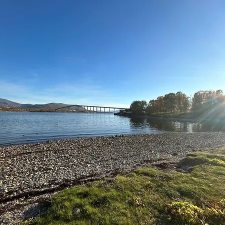 Naert Til Flyplass Naturen Og Sentrum Av * Tromsø